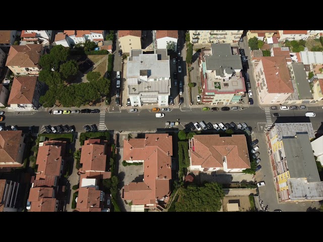 Palazzina indipendente con 2 appartamenti e 1 ufficio