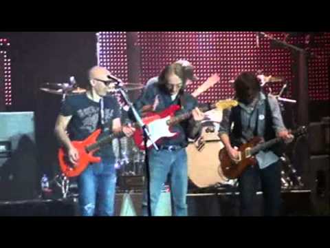 Sonny Landreth Joe Satriani Davy Knowles - I'm Going Down Guitar Night 29/10/2010