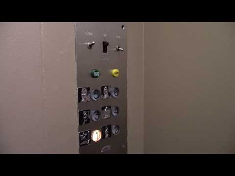 Kieckhefer Traction Elevator @ Charlton Building in Milwaukee, WI