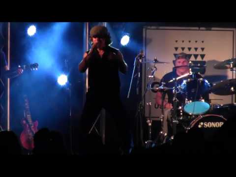 HOMMAGE HIGH VOLTAGE TRIBUTE ROCK N ROLL AIN'T NOISE POLLUTION -Bedford Quebec AC-DC FOREVER