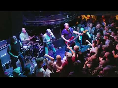 The Last Resort "Violence in Our Minds" (with Lars of Rancid) Live in Montreal, Quebec 3/16/18