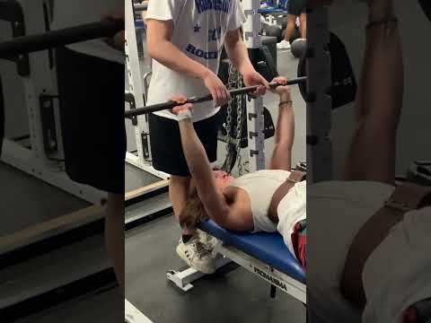 #tuffwraps #fitness #benchpress #gym #usapowerlifting