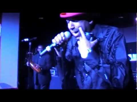 "BARRANQUILLERO" MEDLEY        (RAULIN ROSENDO)