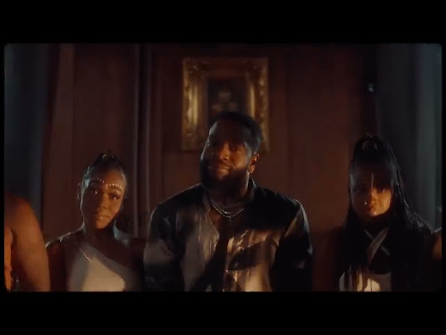 D O D O von Tayc ((jetzt ansehen))