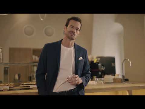 OZETA JAR/LETO 2019 - Oblek vo farbe Electric blue