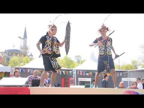 download lagu mp3 mp4 Download Lagu Tari Perang Kalimantan, download lagu Download Lagu Tari Perang Kalimantan gratis, unduh video klip Download Lagu Tari Perang Kalimantan