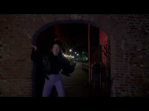 Dansen met juf Eline - Blije koppies - club van Sinterklaas