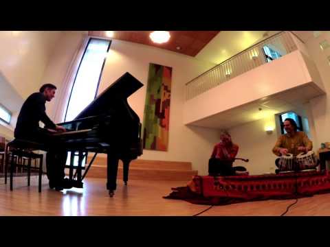 Flying Beyond - Franz von Chossy, Lenneke van Staalen & Heiko Dijker - piano, violin & tabla