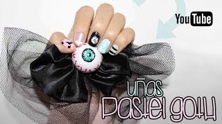 Uñas pastel goth