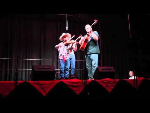 Ridge Roberts competing in Junior-Junior Division at Weiser Festival 2015