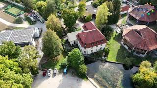 Flug mit der Drohne über die Urspringschule