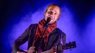 MARTIKAISEN MATKASSA - Jarkko Martikainen &amp; Laulajan työpäivä