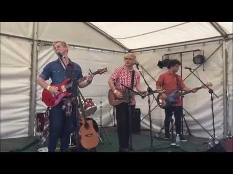 Brothers3 - Country Road