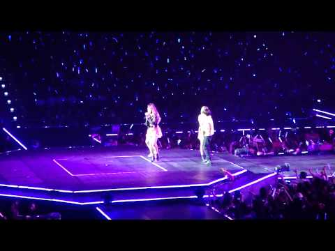 [fancam]111126 MOA in Kaohsiung  f(x)_Is it OK?    by 小克