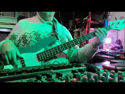 Eric Clapton - Sweet Home Chicago (Didier Cover Bass)
