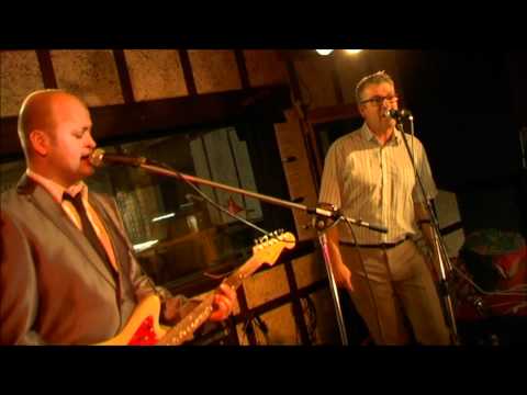 The Surphonics - I Get Around