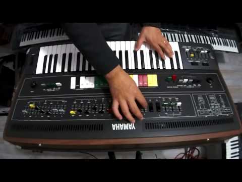 YAMAHA CS-50 , SYNTHESIZER  DATE 1977 ...