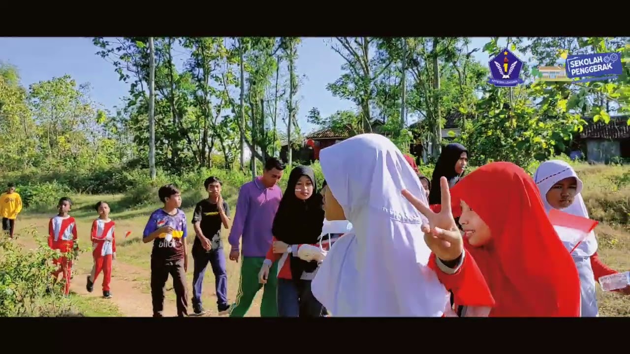 Kegiatan Jalan Sehat Bersama UPTD SMPN 1 GALIS || UPTD SDN LONGKEK 1