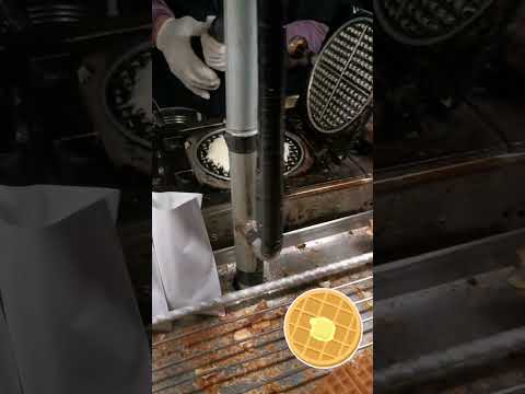 Waffle com molho de maçã BIFF Square Busan