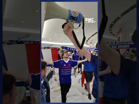 En direct du cortège d'un groupe de supporters français avant le 16e de finale contre la Suède !