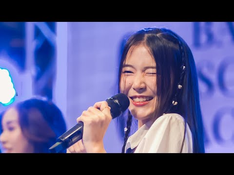 230211 Preammy The Glass Girls - ปั่นป่วน -⎡ BACK TO SCHOOL , BACK TO U! ⎦The Market Bangkok Fancam