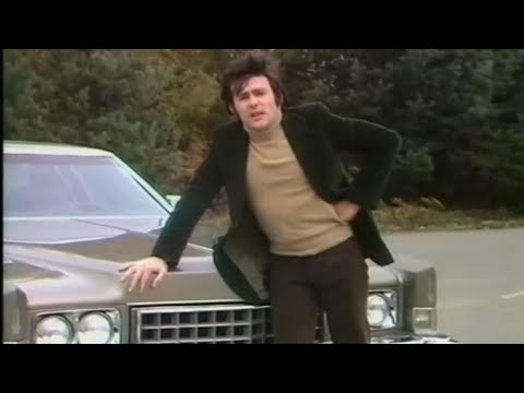 Thames Television reviewed a collection of American ‘Land Yachts’ in the 70’s, listen to those £’s!