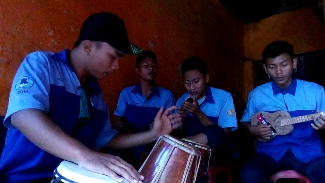 Kau Tercipta Bukan Untuk'ku - cover versi Kentrung dan Kendang @Durextion