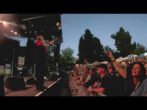 Extrait du live des Grandes Gueules, tribute to Trust, au Festival RockFest "1 Max De Bruit" 2025