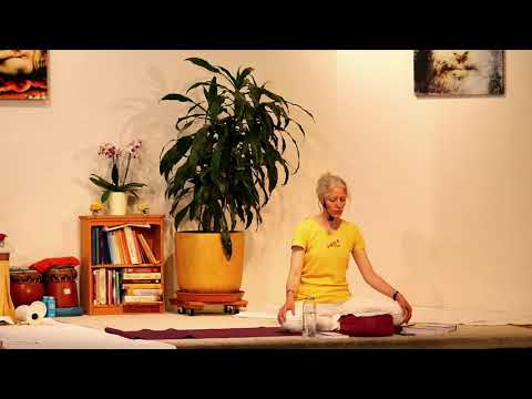 Spezielles Thema Mittelstufe mit Vishnuprema - Yoga Vidya Ashram Live  - 16:15 Uhr 14.07.2021