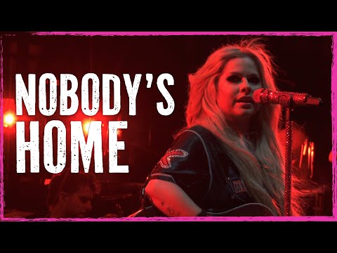 "Nobody's Home” - Avril Lavigne - [4K HDR] Live at Northerly Island, Chicago, IL - 2024-09-10