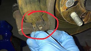 Replacing Rear Brake Pads with Anti-Rattle Shims on VAG Cars (Audi A6, VW Passat)