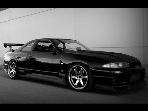 Tomei Expreme Ti Nissan Skyline R33