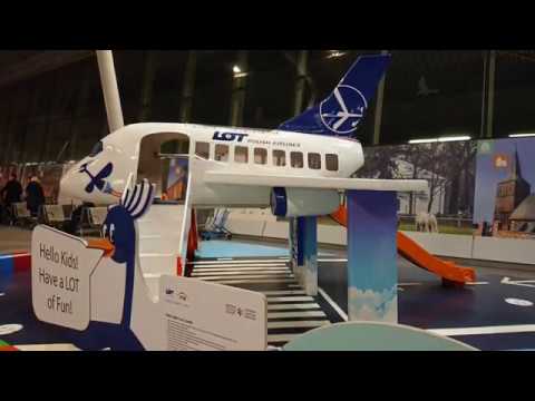 Varsóvia para Cingapura 11h 40 min voo direto LOT com acesso ao LOT Business Lounge.