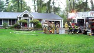 preview picture of video 'Brighton FD Working fire'