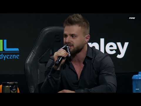 FERRARI ZE ŁZAMI W OCZACH OPUSZCZA KONFERENCJE PRZED KOŃĆEM. DYMY Z POLAKIEM.