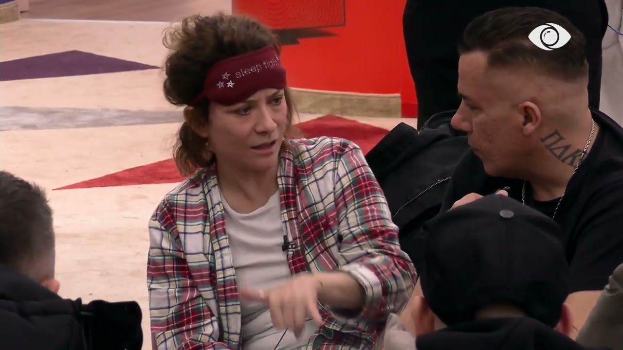 “Nuk duhet të flasësh kështu me mua”/ Juli-Eglës për Meritonin: Unë atë dua…