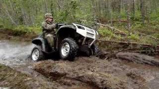 preview picture of video 'Ladoga Lake Yamaha Grizzly'