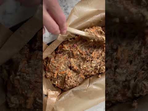 Emma Bardwell bakes a delicious Pink Lady apple cake  #apple #pinkapple #fruit #healthyfood