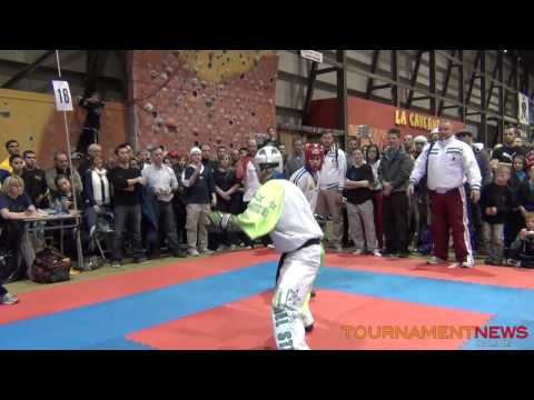 Robbie Lavoie vs Richard Veres at Quebec Open 2012