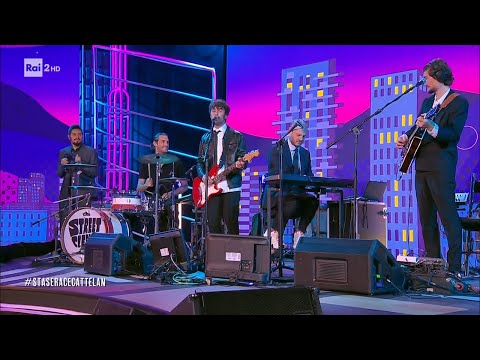 Gimbo Tamberi in "Don't Look Back in Anger" - Stasera c'è Cattelan su Rai2 del 25/10/2023