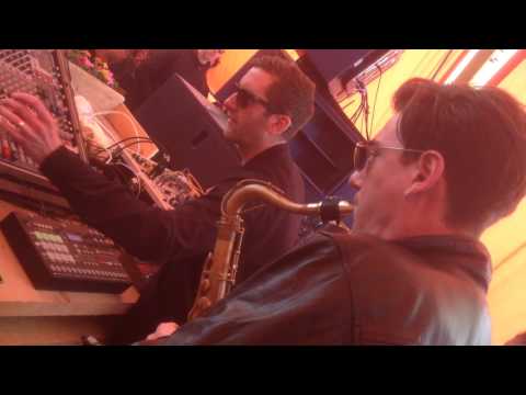 Mike Shannon & DeWalta @ SW21 Sunwaves Festival