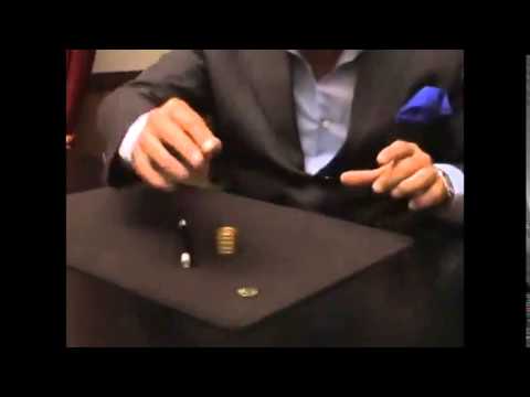 Saturn Magic -Quarter Squeeze Brass by Tango - Trick (B0012)