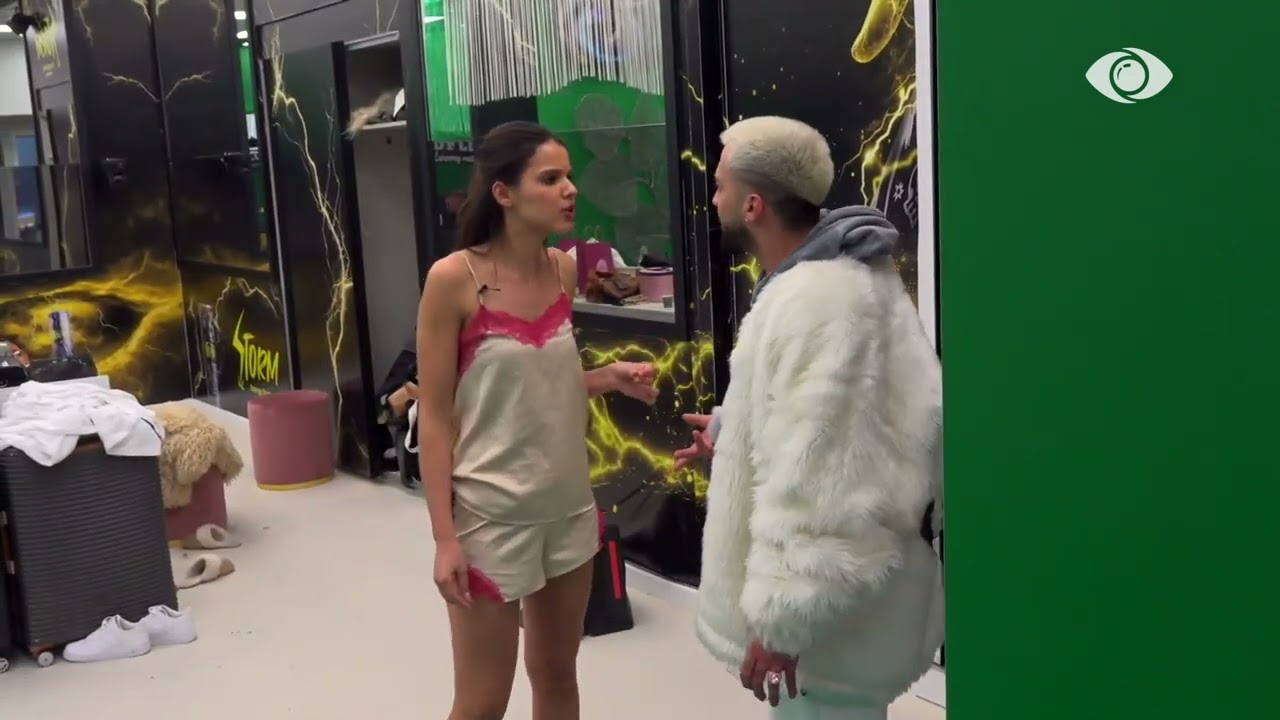 Ti po e lejon të të tallet me ty/ Rizarta diskuton me Loredanën, ndërhyn Jozi