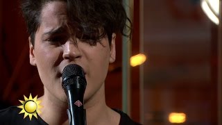 Oscar Zia - Human (Live) - Nyhetsmorgon (TV4)