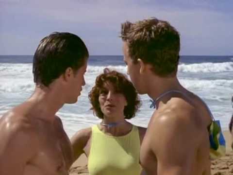 Simmone Jade Mackinnon in Baywatch Down Under (S09E16)