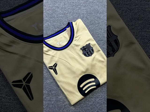 Vídeo relacionado con FC Barcelona Camiseta Blaugrana Primera Equipación Adulto Temporada 25/26, Réplica Oficial, Unisex, Talla S, 100% Poliéster