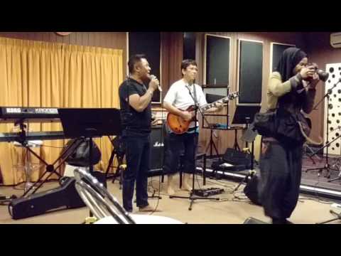 Headwind Suraya (rehearsal)