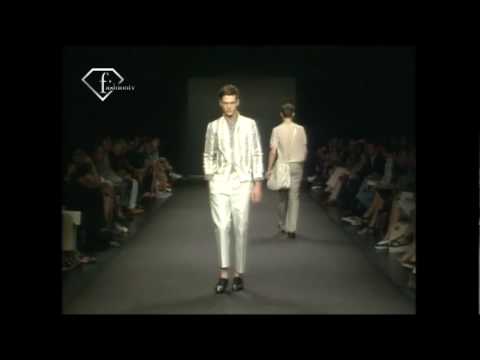 fashiontv | FTV.com - FENDI-MAN S/S 2009-FASHION SHOW