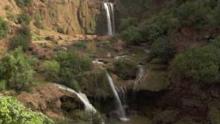 preview picture of video 'Les Cascades d'Ouzoud - par TerreMaroc.com'