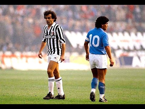 Maradona vs Platini skills!